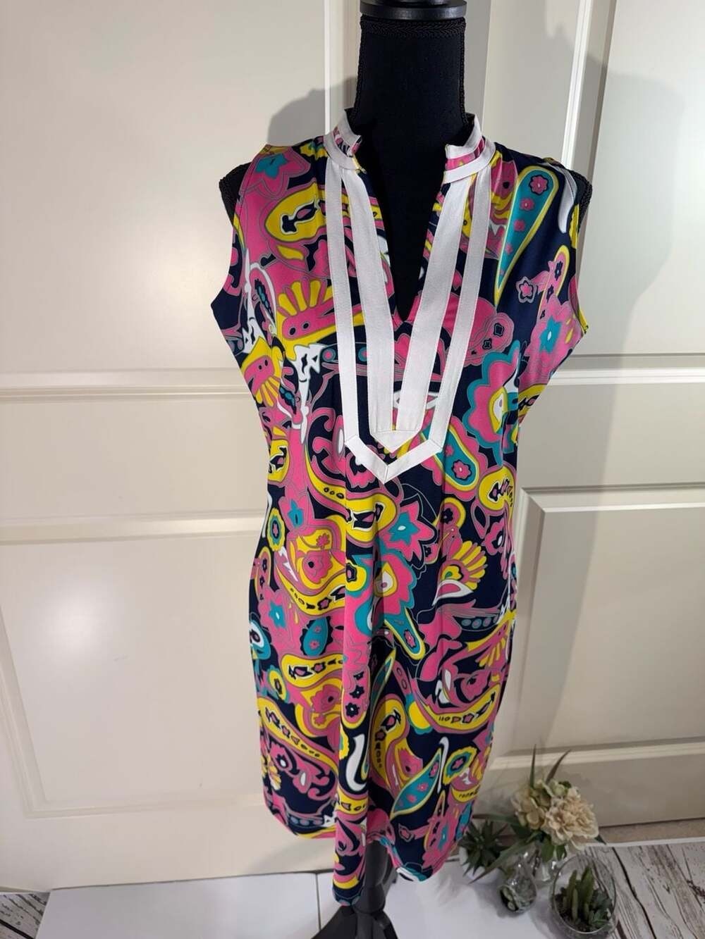 Tracy Negoshian Sleeveless Paisley Print Tunic Dress Medium